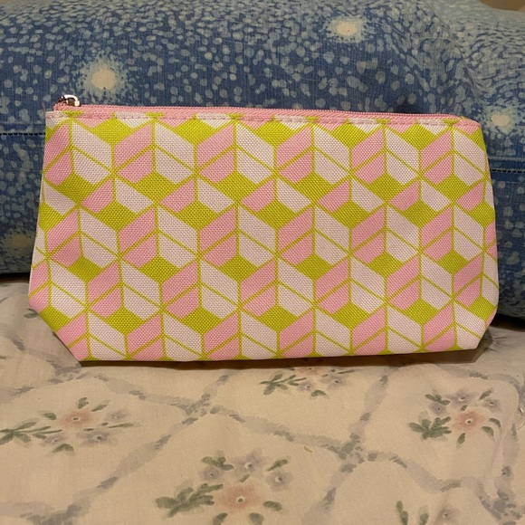 💫 NWOT Clinique Hand Bag - Picture 2 of 4